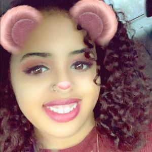 Meet your Posher, Joy